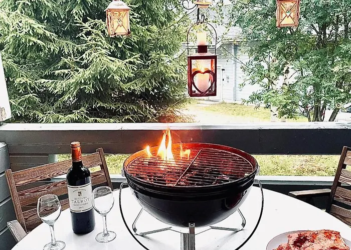 Paljakka Moekit Kotila